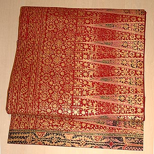 gʐ^̍ENbNƑO̎ʐ^܂BAeB[N