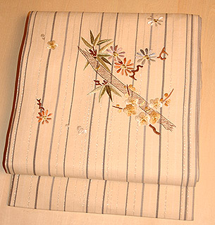 gʐ^̍ENbNƑO̎ʐ^܂BAeB[N