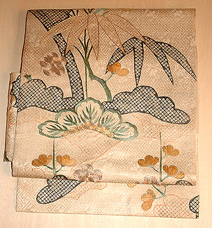 gʐ^̍ENbNƑO̎ʐ^܂BAeB[N