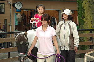 拡大写真の左右をクリックすると前後の写真がご覧いただけます。