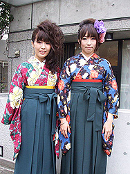 袴ご着用のお客様です