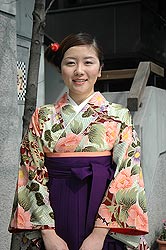 袴ご着用のお客様です