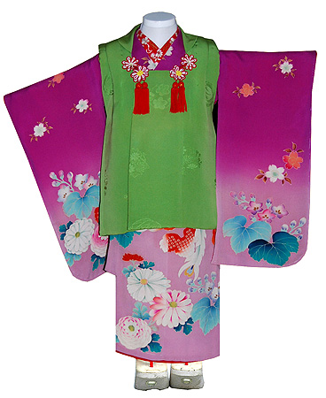 菫色菊桐文様祝い着