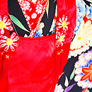 菊に紅葉花丸紋祝い着