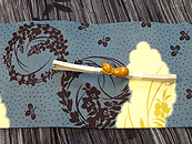 秋草名古屋帯に象牙瓢箪帯留