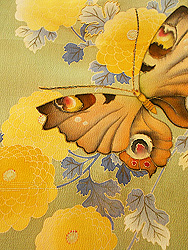 お姉さまのお式へ中振袖で！