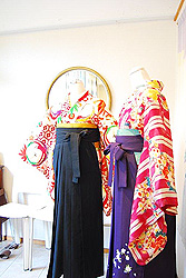 卒業式袴レンタル好評受付中です！