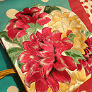 現代的アンティークキモノ