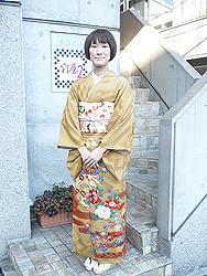 華やか♪色留袖