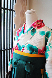 グレー地薔薇文様着物＆袴