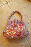 レトロ可愛いビーズバッグ