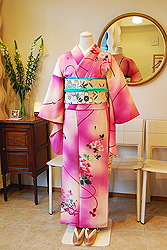 ピンクぼかし地牡丹文様訪問着