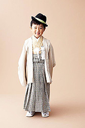 帽子を合わせてお洒落な七五三男の子の祝い着♪