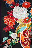 花々に御所車アンティーク振袖