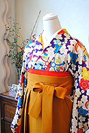 アンティーク着物で可愛い袴姿！