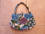 レトロなアンティークビーズバッグ