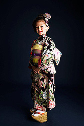 七五三の前撮りお貸出し期間は８／１～８／１５です！