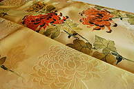 秋のご参列はぜひお着物で