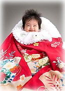 とっても可愛いお宮参りの赤ちゃん