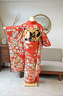 古典四季の花に末広波文様友禅染振袖