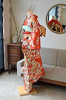 古典四季の花に末広波文様友禅染振袖