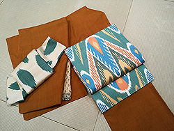 本場結城無地袷紬にアドラス名古屋帯