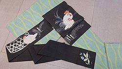 本場結城黄緑立涌紬ににわとりの図名古屋帯