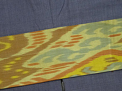 アドラス絣帯と梅鼠無地本場結城紬