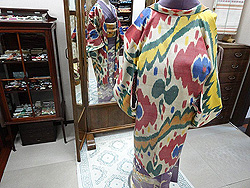 ウズベキスタン・アドラス羽織