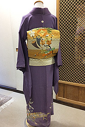 雪持ち松竹梅の図色留袖