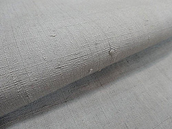 グレー地結城紬