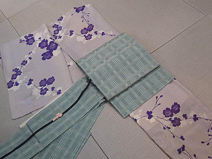 桜のお散歩着に格子織り帯