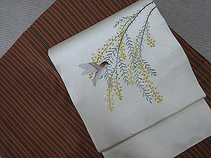 ミモザと小鳥刺繍帯