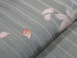 桜と楓文様小紋