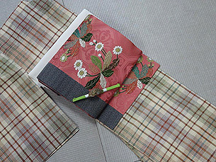 格子郡上紬に波紋にたんぽぽ絽刺し名古屋帯