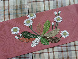 格子郡上紬に波紋にたんぽぽ絽刺し名古屋帯