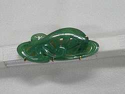 片輪車メノウ帯留