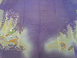 目隠し鬼さんの三つ紋