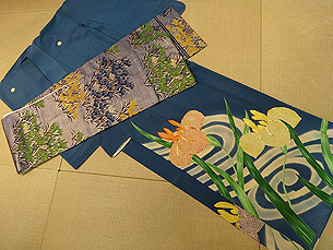 アヤメ柄五つ紋単衣にアヤメ開き名古屋帯