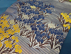 アヤメ開き名古屋帯