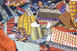 浦野理一の布達「みて、ふれる」