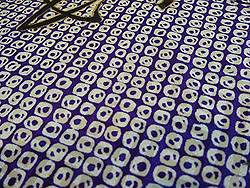 疋田模様に和歌写しの付下単衣