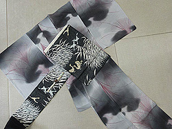 墨色ぼかしすすき単衣小紋に黒地葦に雁文様夏織名古屋帯