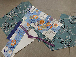 萩の絽小紋に撫子刺繍夏帯