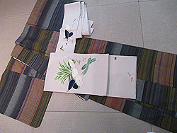 横段単衣紬に鶸色に秋野菜名古屋帯