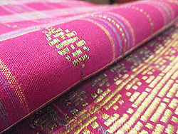 タッサーシルクの着物