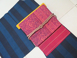 太縞本場結城紬にインドネシア・リマール帯