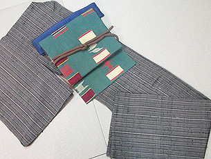 やたら縞のざざんざ織単衣にアフリカ布の名古屋帯