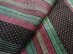 縦縞と蚊絣の本場結城紬