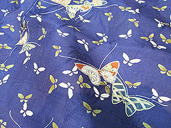 蝶柄二部式襦袢